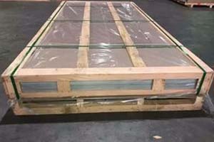 Shipping packaging
